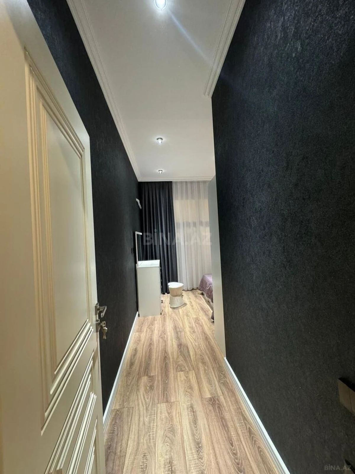 Kirayə verilir 2 otaqlı mənzil 75 m²