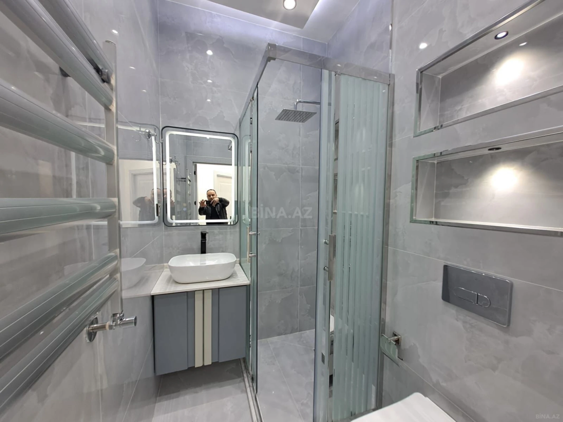 Satılır 2 otaqlı mənzil 52 m²