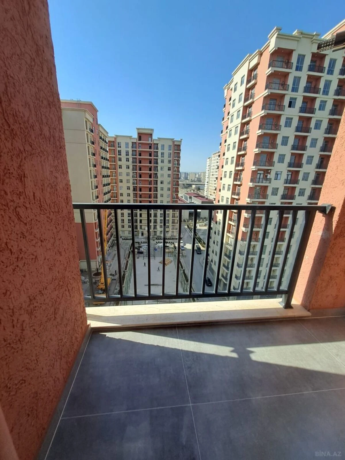 Satılır 2 otaqlı mənzil 52 m²