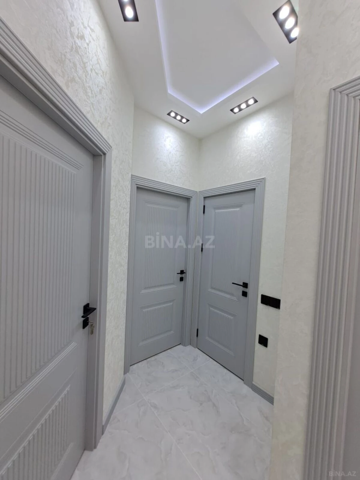 Satılır 2 otaqlı mənzil 52 m²