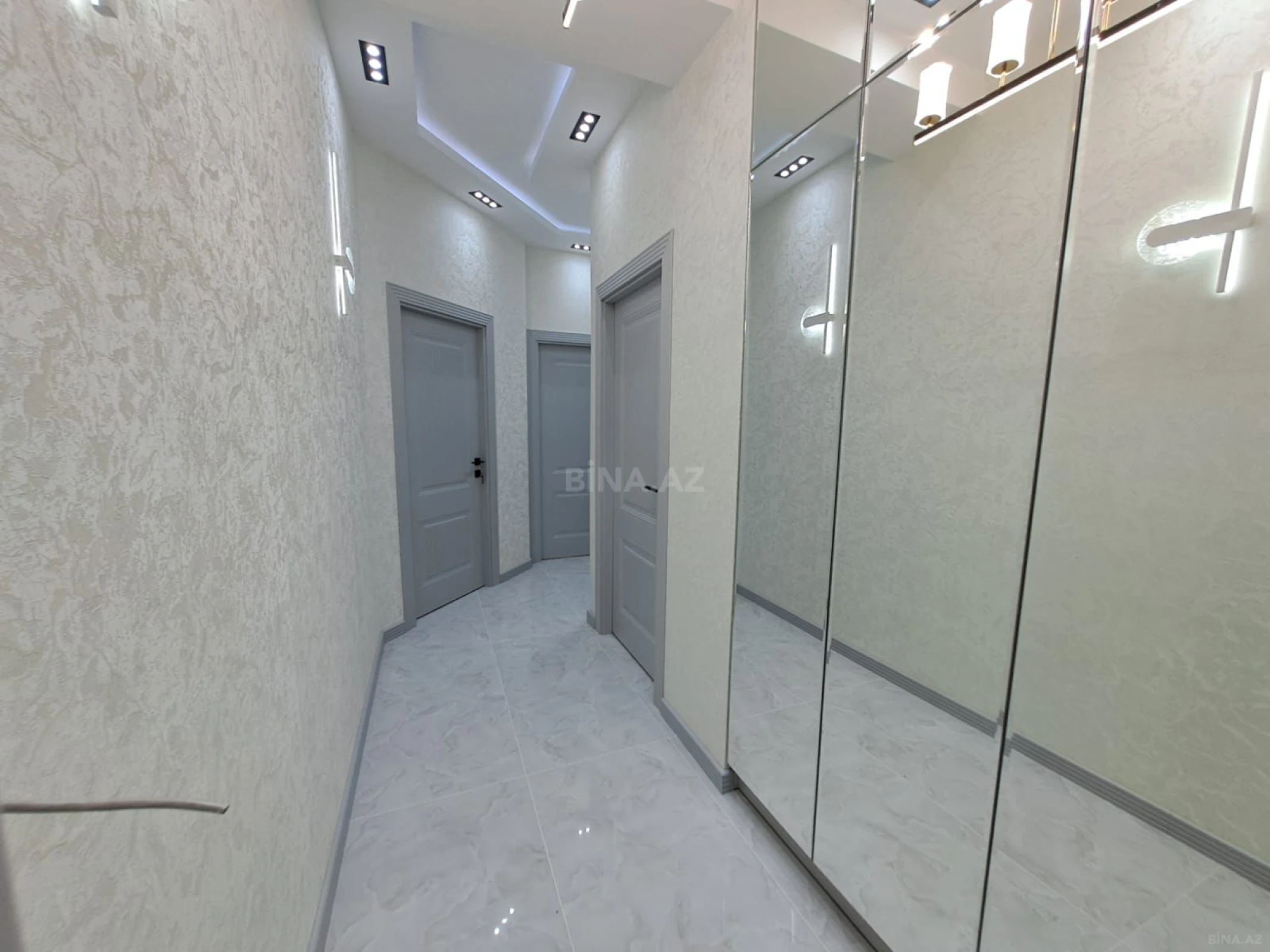 Satılır 2 otaqlı mənzil 52 m²
