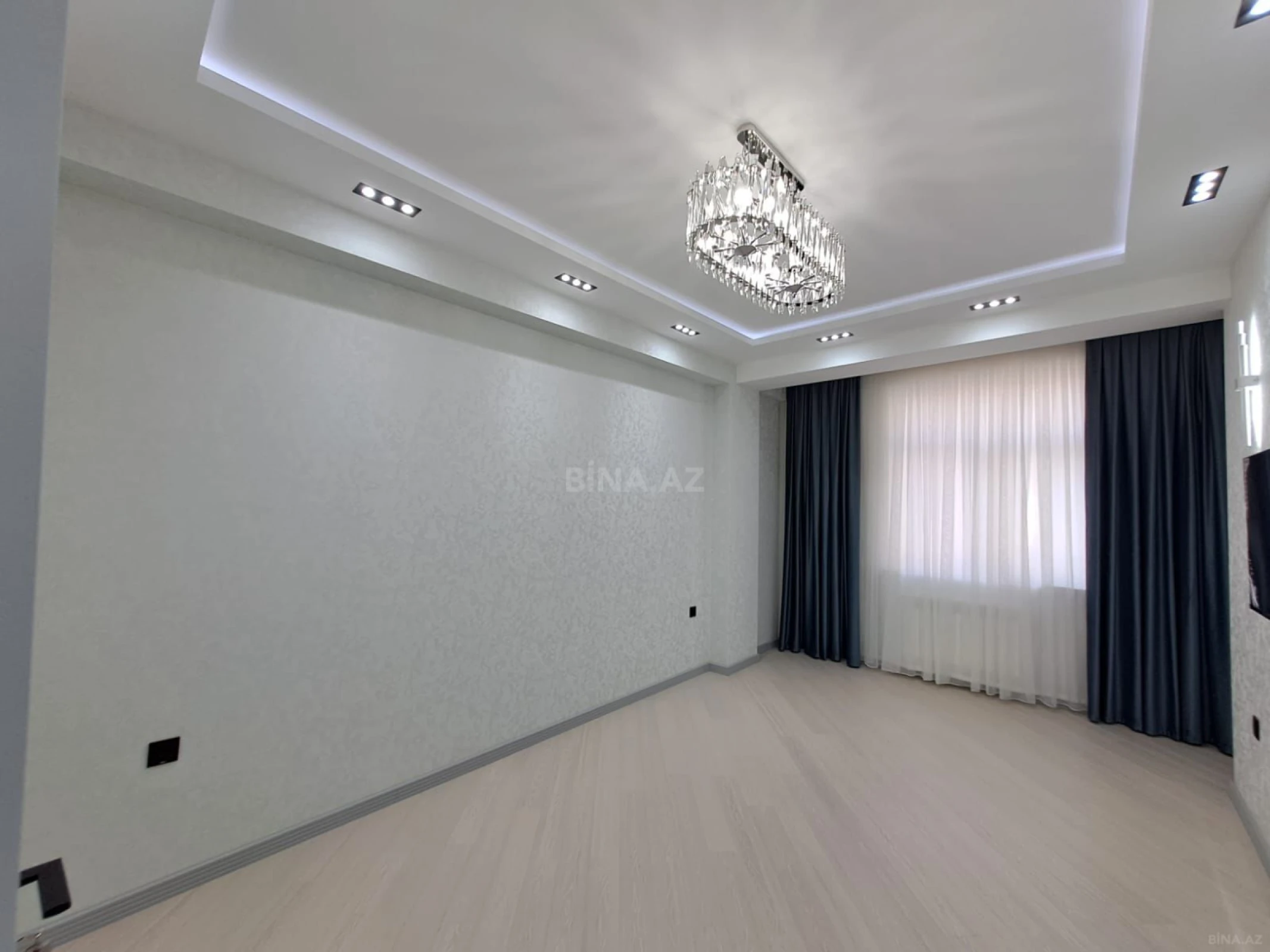 Satılır 2 otaqlı mənzil 52 m²
