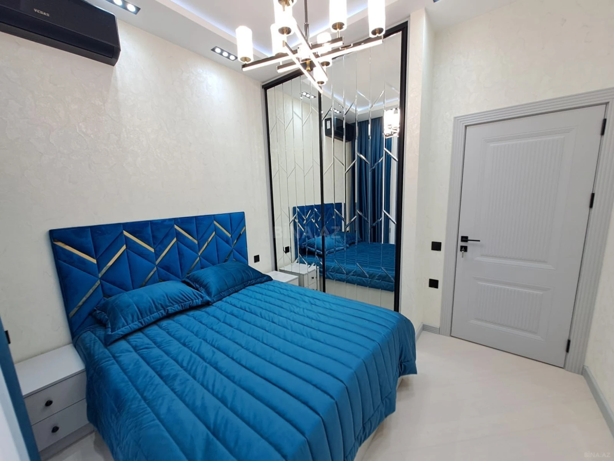 Satılır 2 otaqlı mənzil 52 m²
