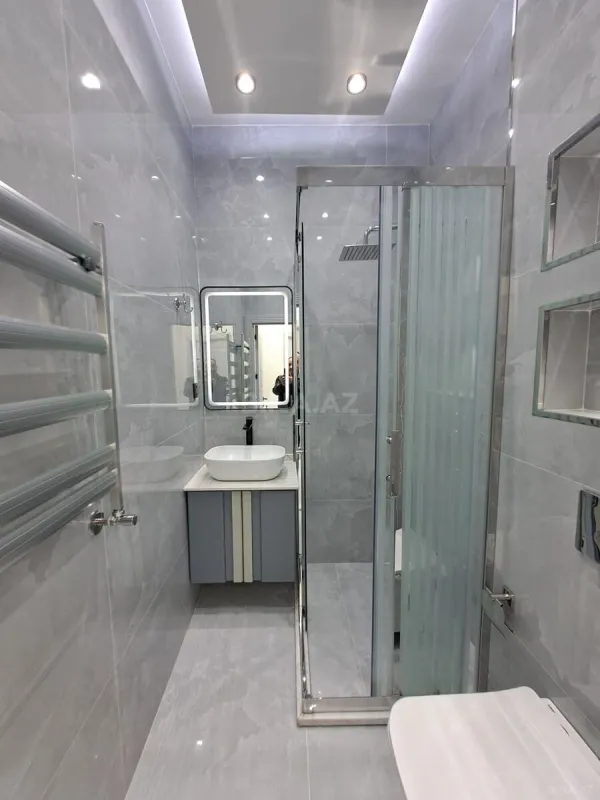 Satılır 2 otaqlı mənzil 52 m²