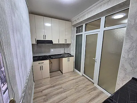 Satılır 3 otaqlı mənzil 50 m²