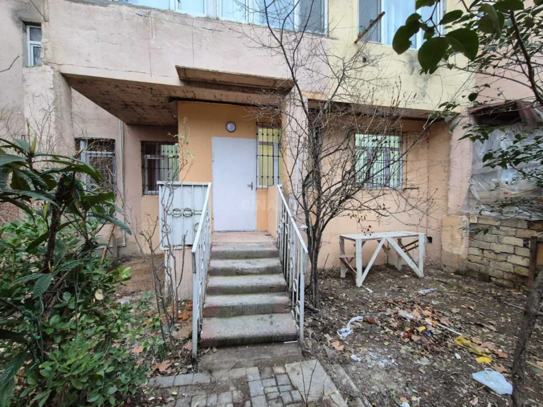 Satılır 3 otaqlı mənzil 50 m²