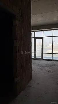 Satılır 4 otaqlı mənzil 231.9 m²