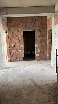 Satılır 4 otaqlı mənzil 231.9 m²