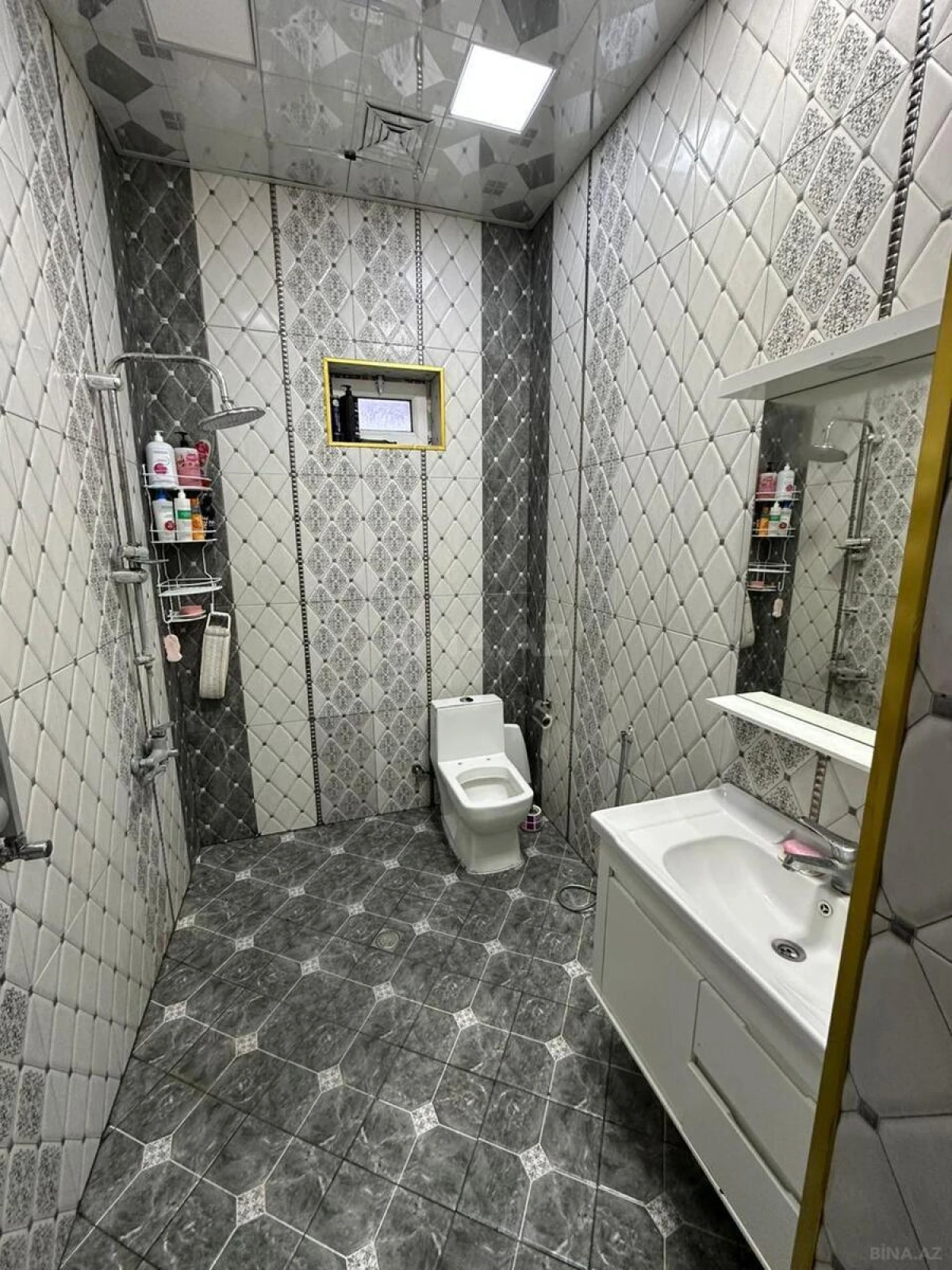 Satılır 5 otaqlı həyət evi 160 m²