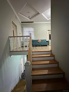 Satılır 5 otaqlı həyət evi 160 m²