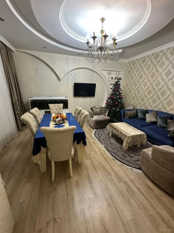 Satılır 5 otaqlı həyət evi 160 m²
