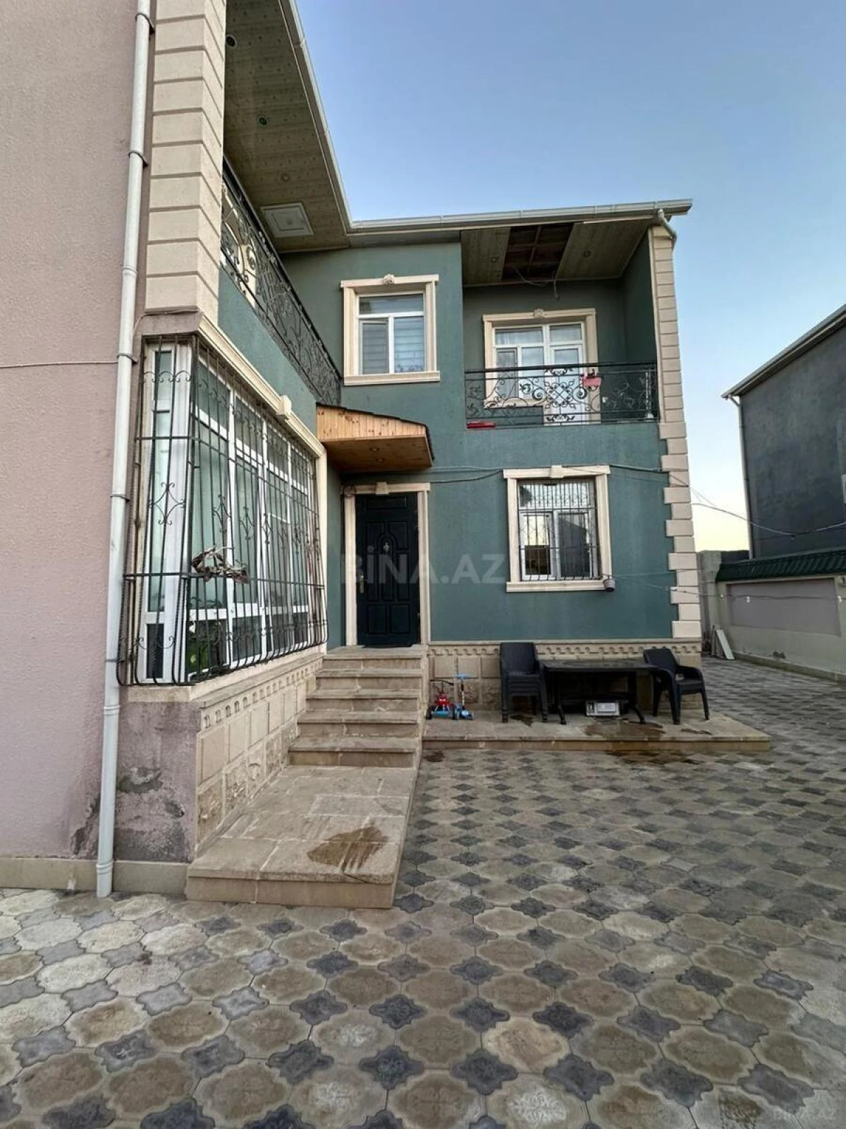 Satılır 5 otaqlı həyət evi 160 m²