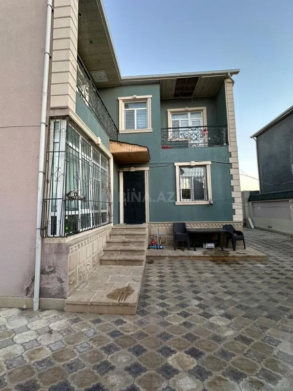 Satılır 5 otaqlı həyət evi 160 m²