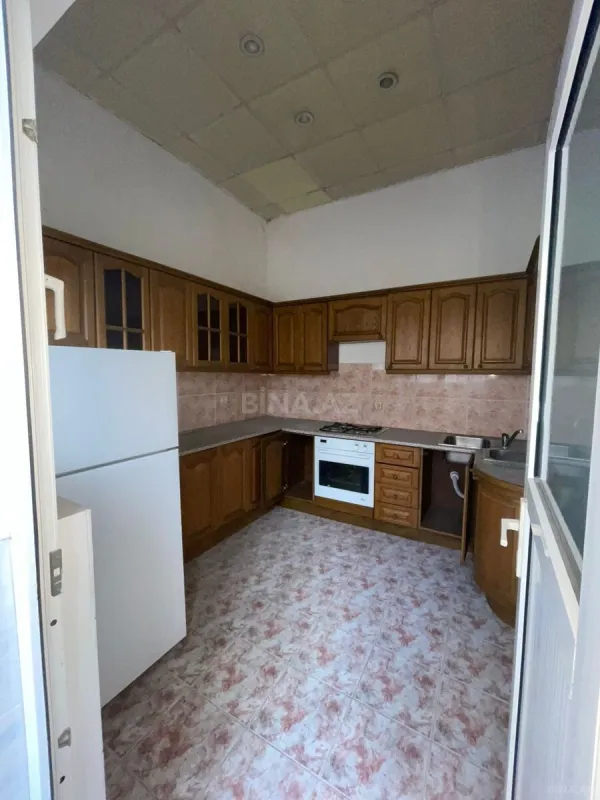 Kirayə verilir 6 otaqlı ofis 360 m²