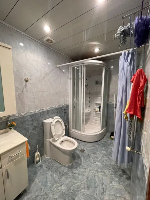 Kirayə verilir 6 otaqlı ofis 360 m²