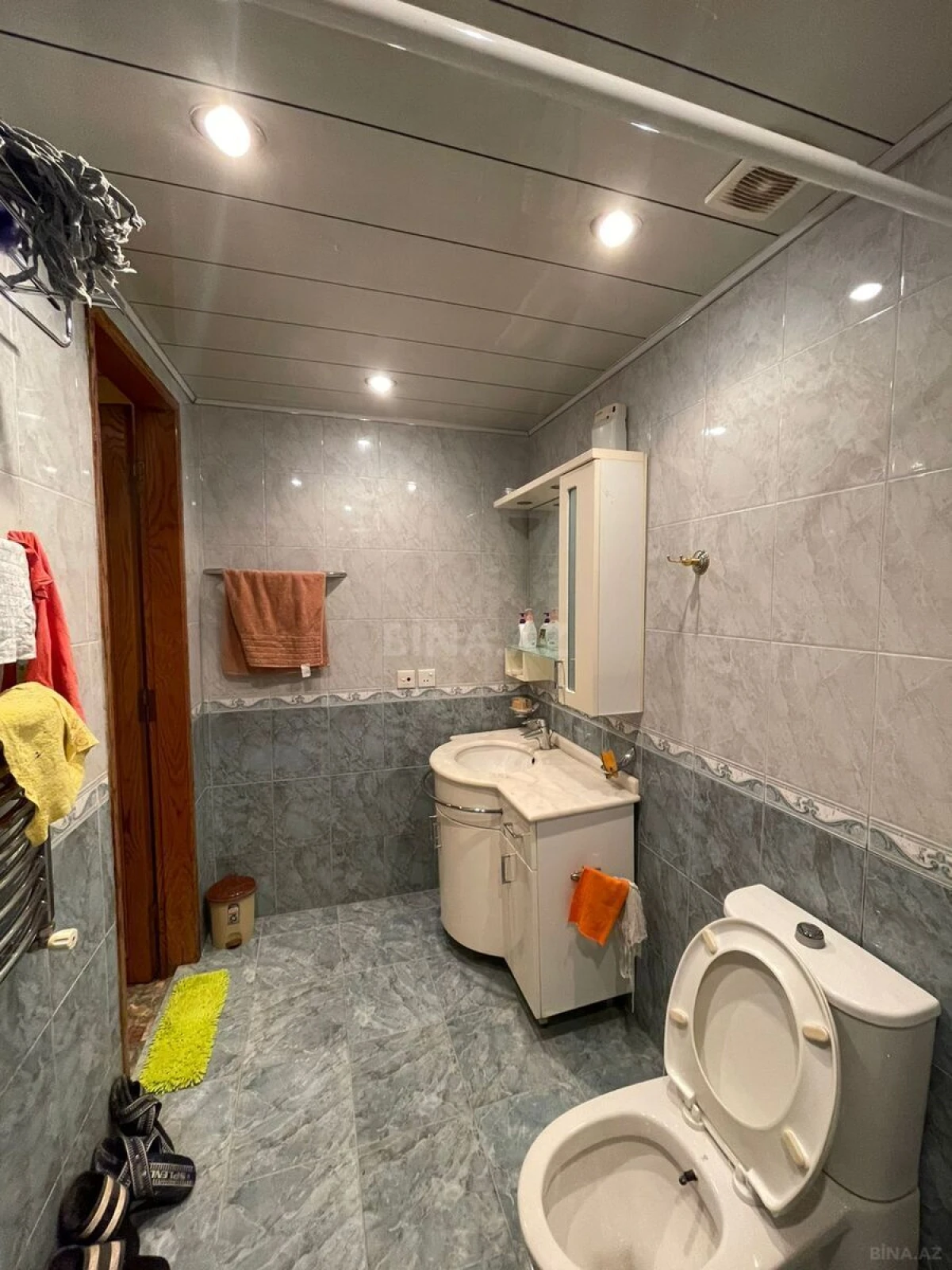 Kirayə verilir 6 otaqlı ofis 360 m²