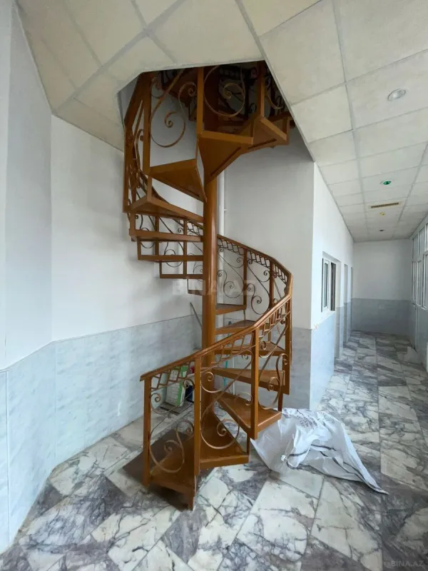 Kirayə verilir 6 otaqlı ofis 360 m²