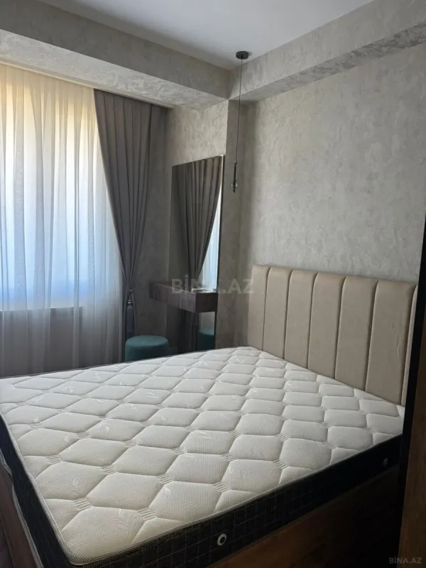 Kirayə verilir 2 otaqlı mənzil 67 m²