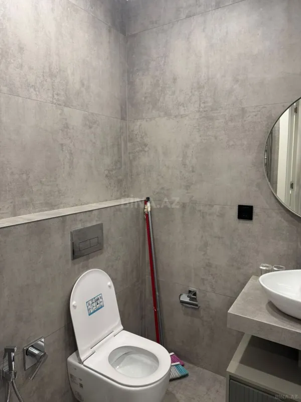 Kirayə verilir 2 otaqlı mənzil 67 m²