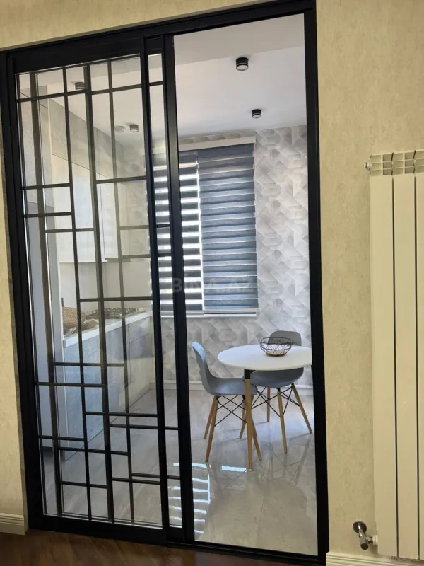 Kirayə verilir 2 otaqlı mənzil 67 m²