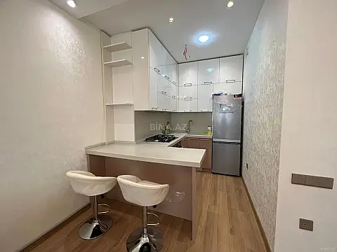 Kirayə verilir 2 otaqlı mənzil 70 m²
