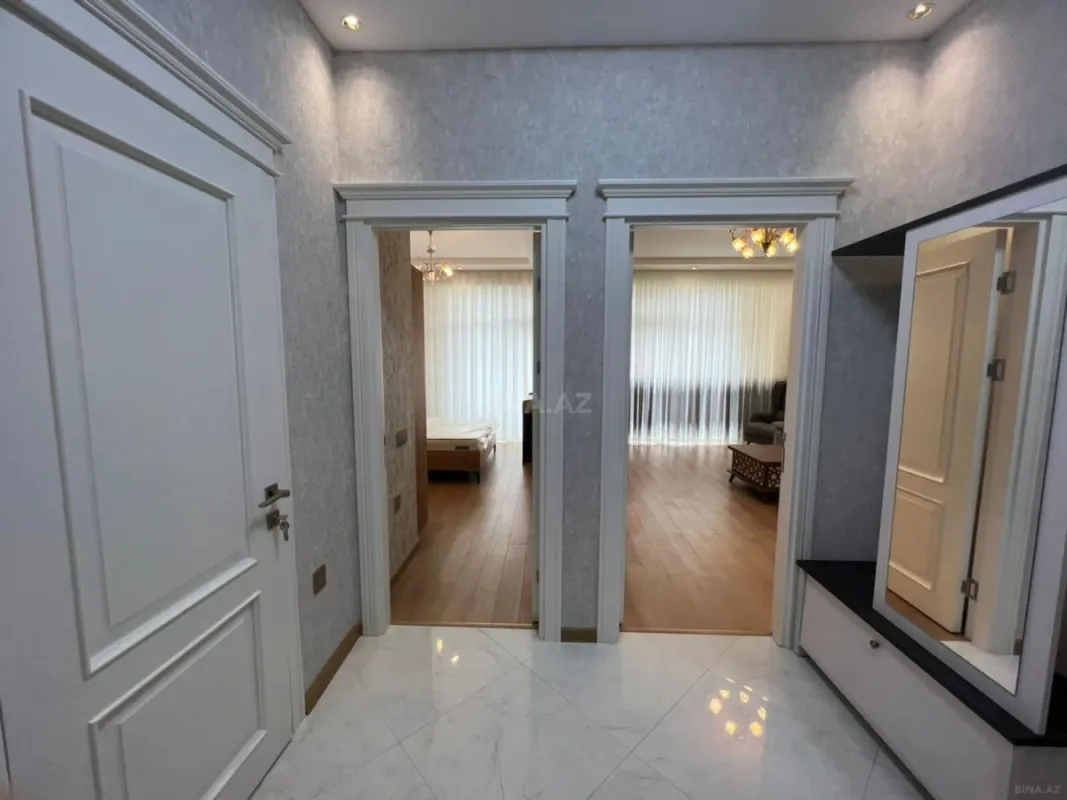 Kirayə verilir 2 otaqlı mənzil 70 m²