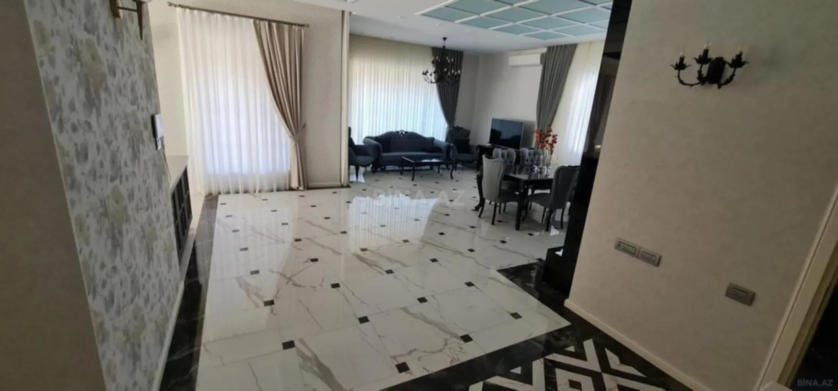 Kirayə verilir 5 otaqlı həyət evi 360 m²