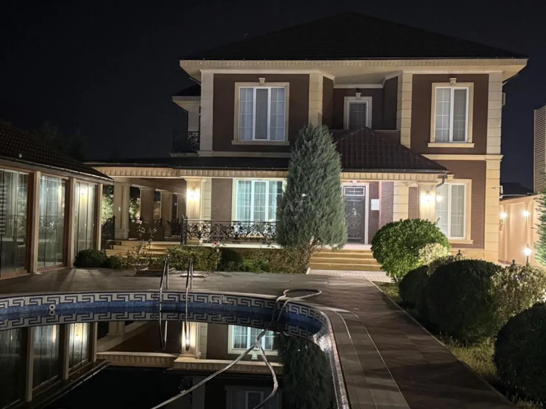 Kirayə verilir 5 otaqlı həyət evi 360 m²