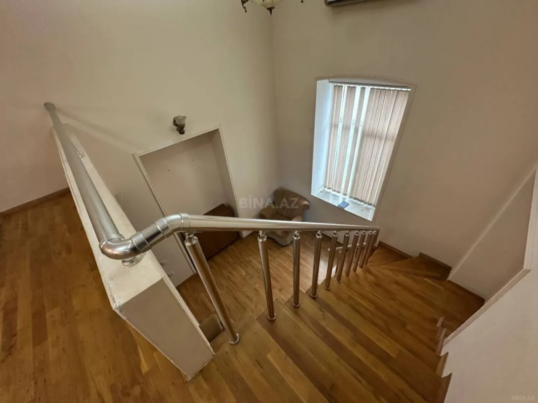 Satılır 2 otaqlı mənzil 63 m²