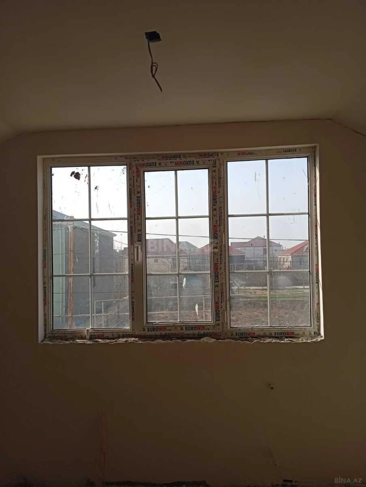 Satılır 4 otaqlı həyət evi 100 m²