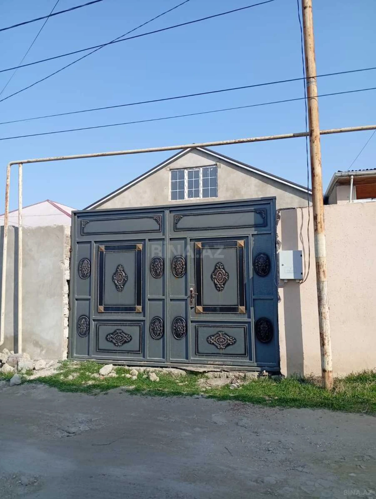 Satılır 4 otaqlı həyət evi 100 m²