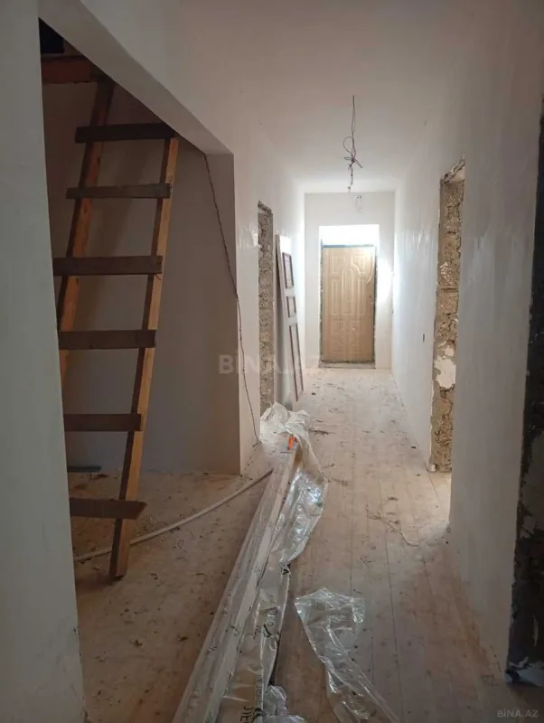 Satılır 4 otaqlı həyət evi 100 m²