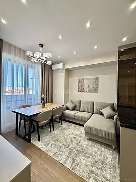 Satılır 2 otaqlı mənzil 63 m²