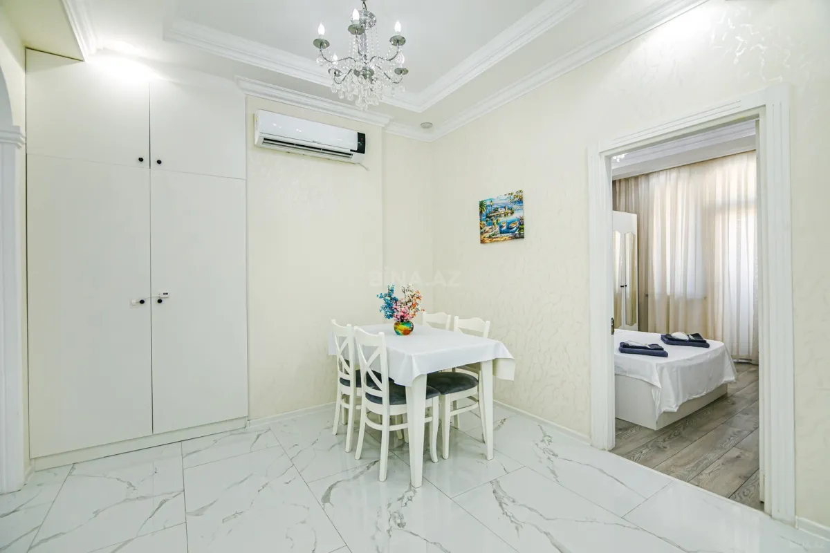 Kirayə verilir 3 otaqlı mənzil 95 m²