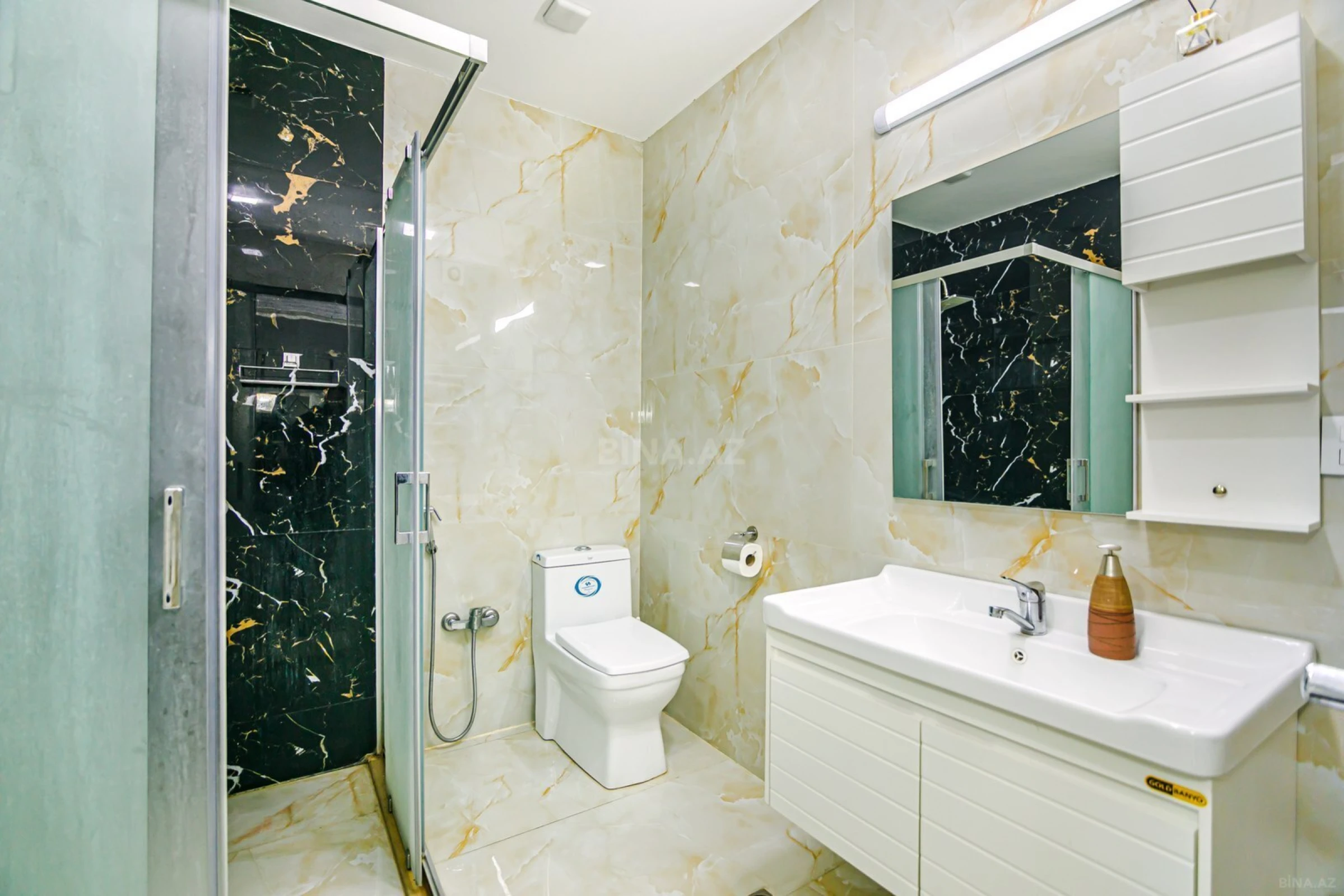 Kirayə verilir 3 otaqlı mənzil 95 m²