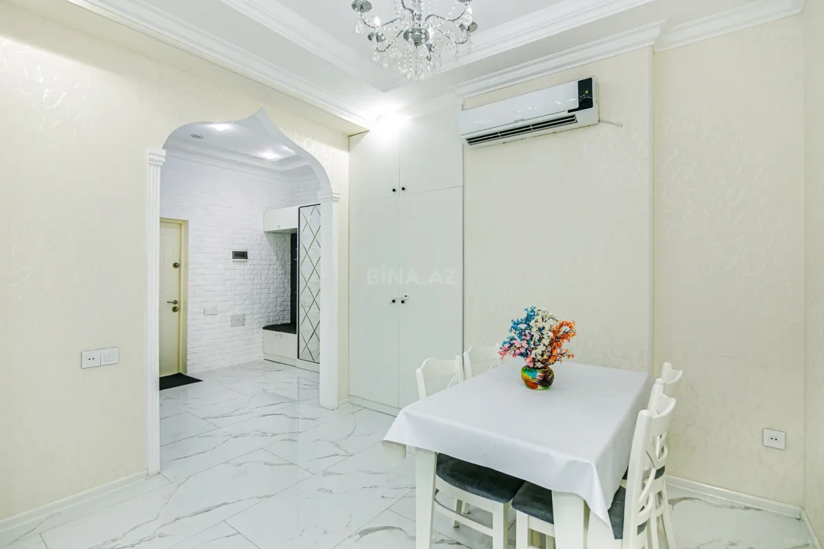 Kirayə verilir 3 otaqlı mənzil 95 m²