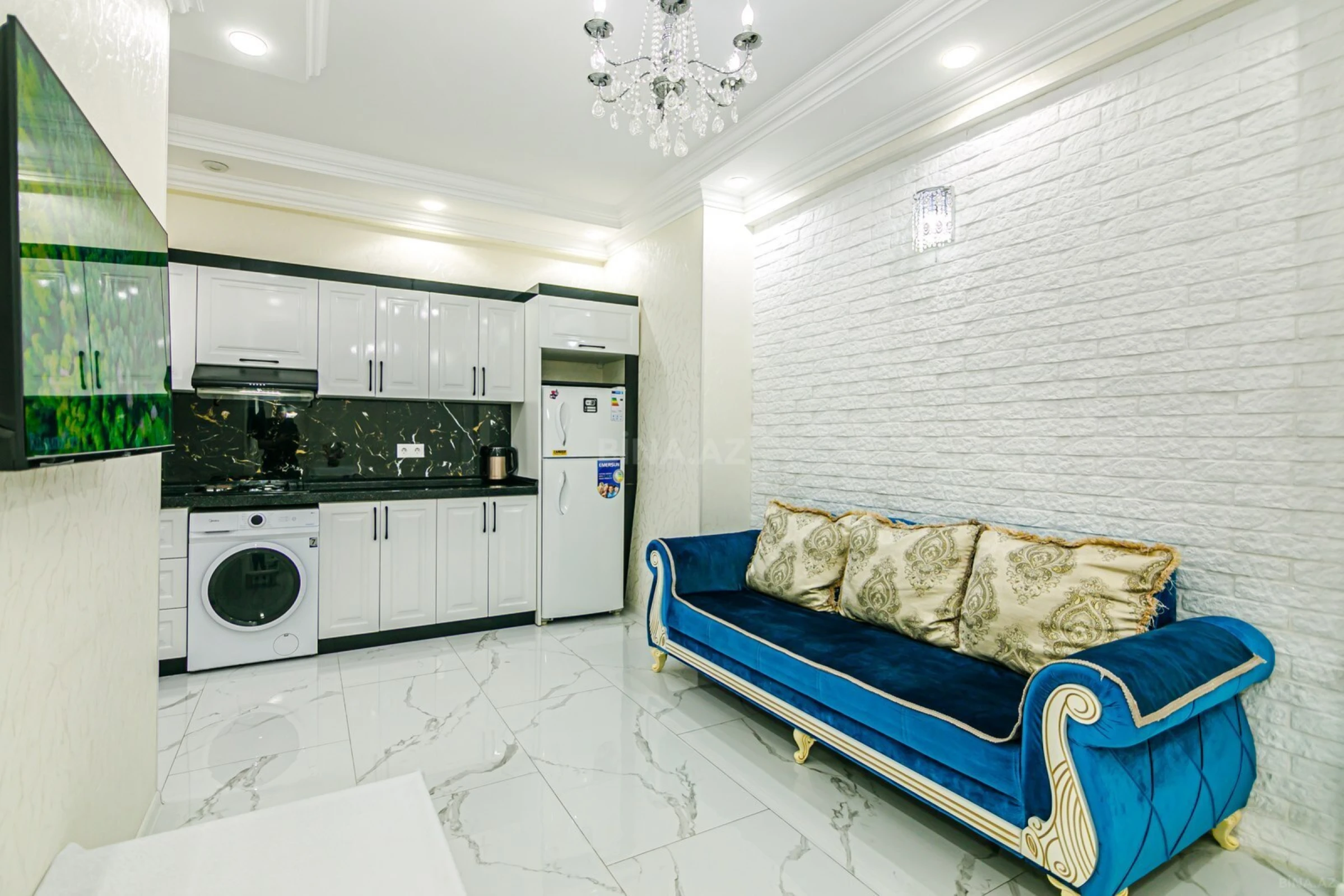 Kirayə verilir 3 otaqlı mənzil 95 m²