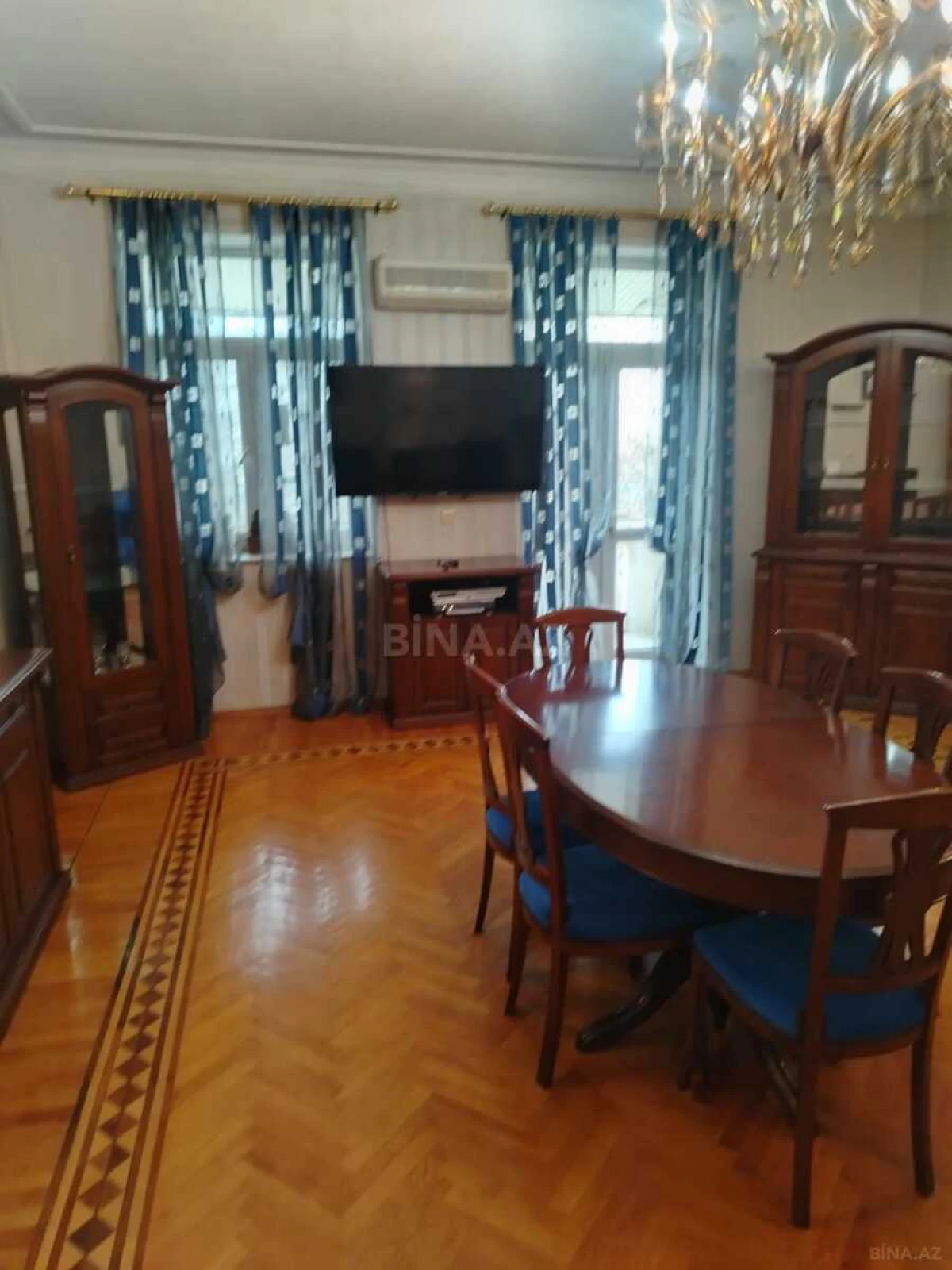 Kirayə verilir 2 otaqlı mənzil 80 m²