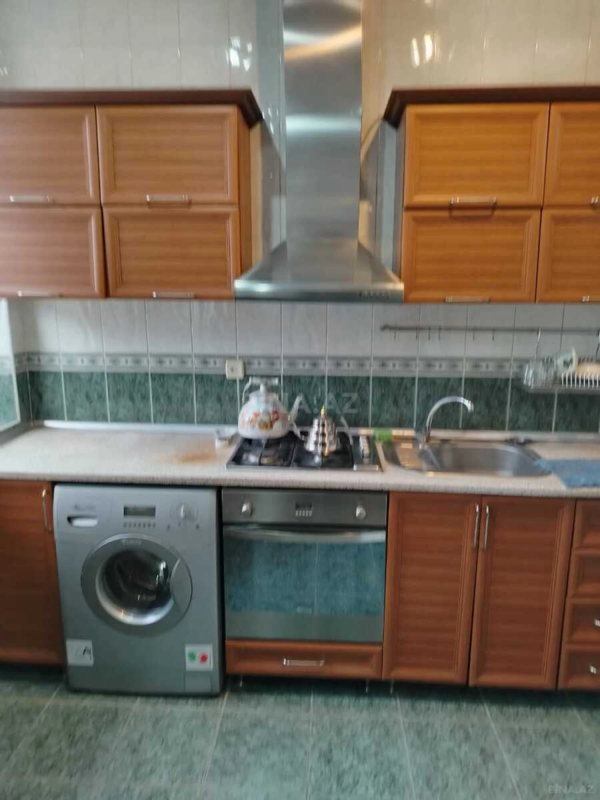 Kirayə verilir 2 otaqlı mənzil 80 m²