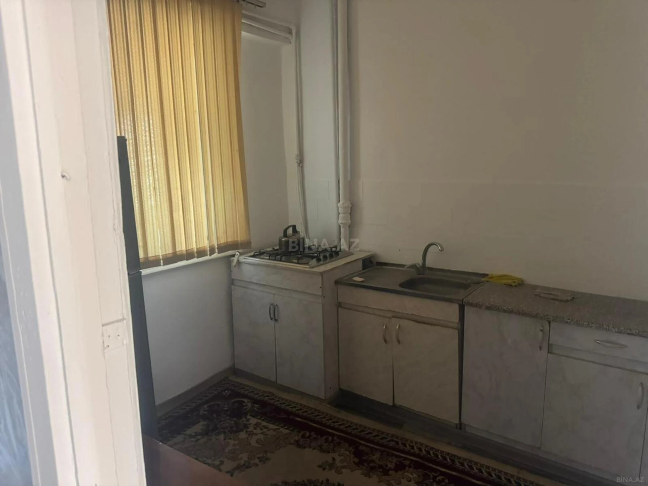 Kirayə verilir 2 otaqlı mənzil 90 m²