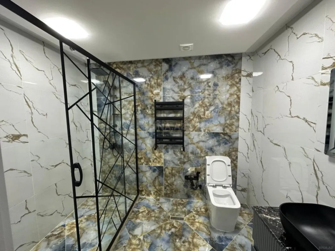 Kirayə verilir 6 otaqlı həyət evi 360 m²