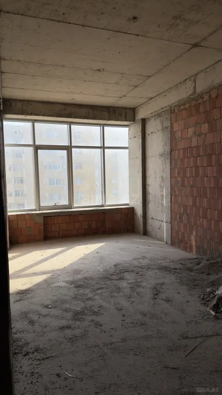 Satılır 3 otaqlı mənzil 139.1 m²