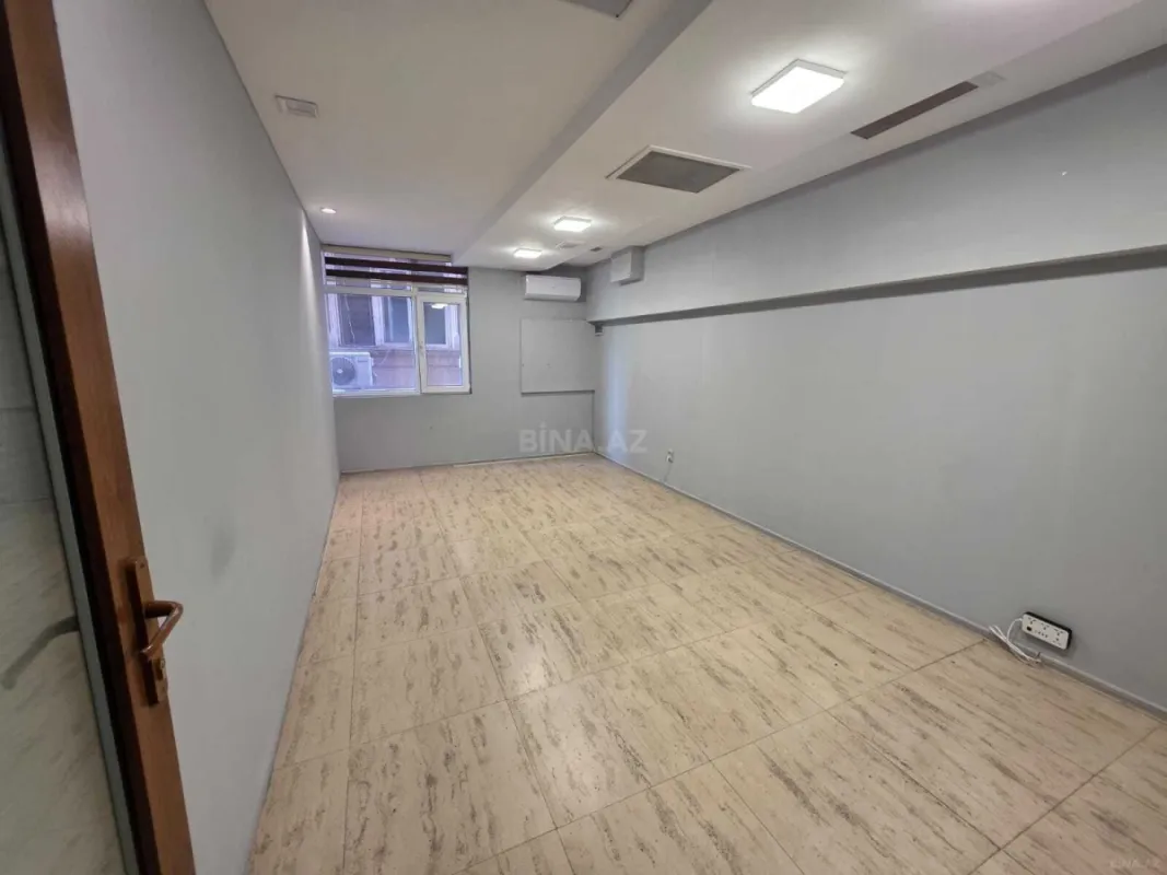 Kirayə verilir 2 otaqlı ofis 55 m²