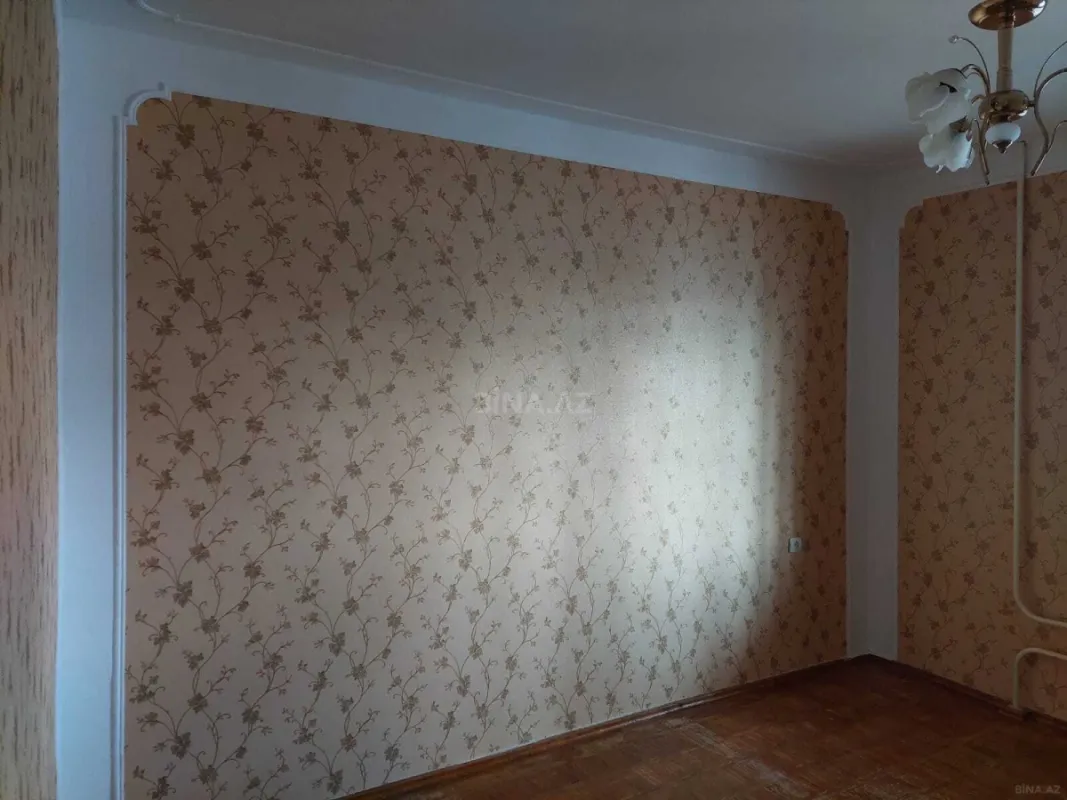 Satılır 4 otaqlı mənzil 100 m²