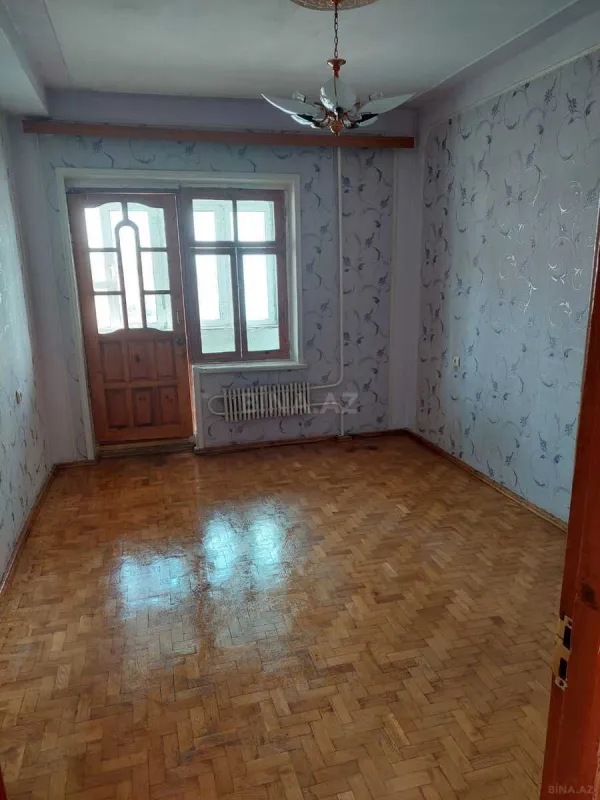 Satılır 4 otaqlı mənzil 100 m²