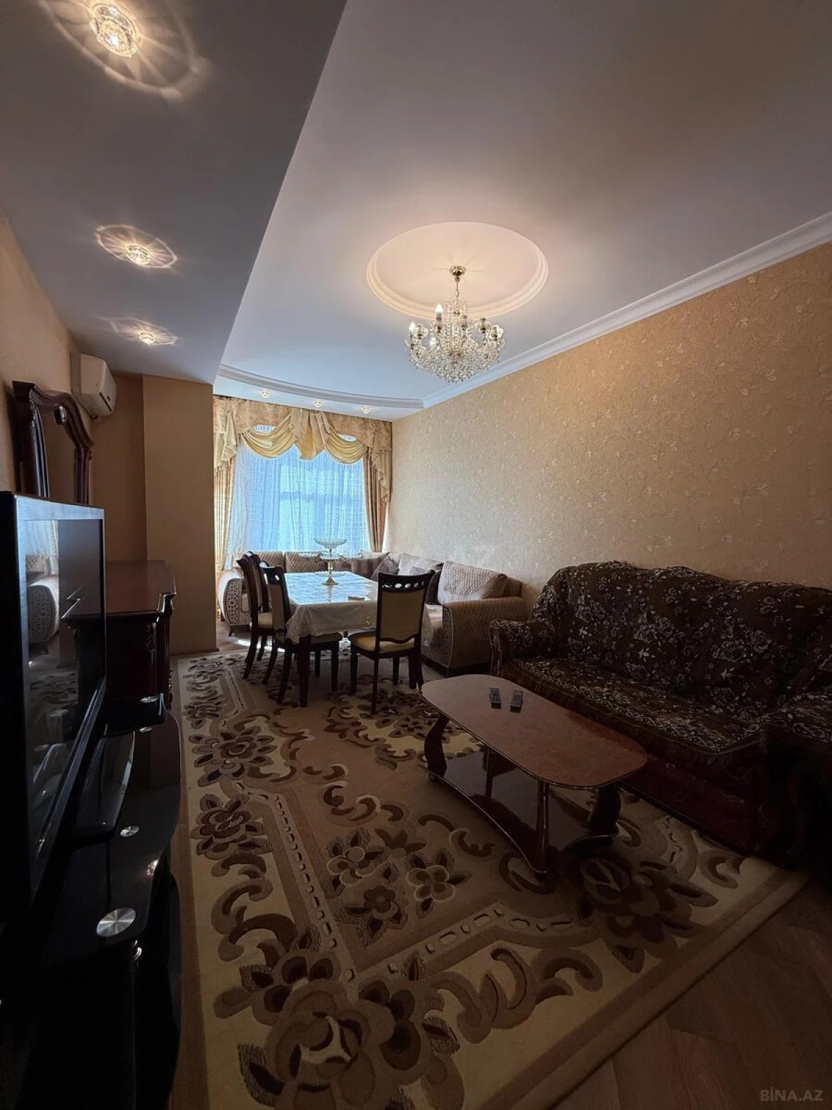 Kirayə verilir 2 otaqlı mənzil 85 m²
