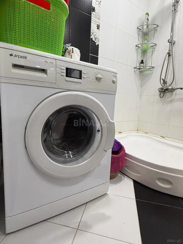 Kirayə verilir 2 otaqlı mənzil 85 m²