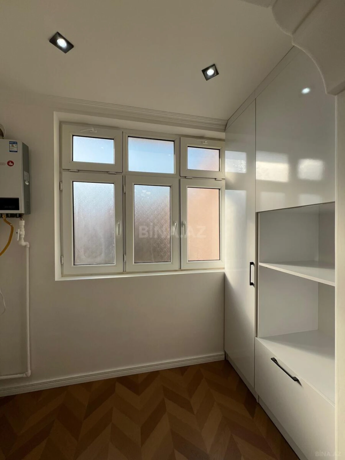 Satılır 3 otaqlı mənzil 75 m²