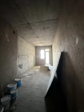 Satılır 6 otaqlı mənzil 323 m²