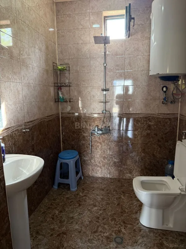 Kirayə verilir 4 otaqlı həyət evi 220 m²